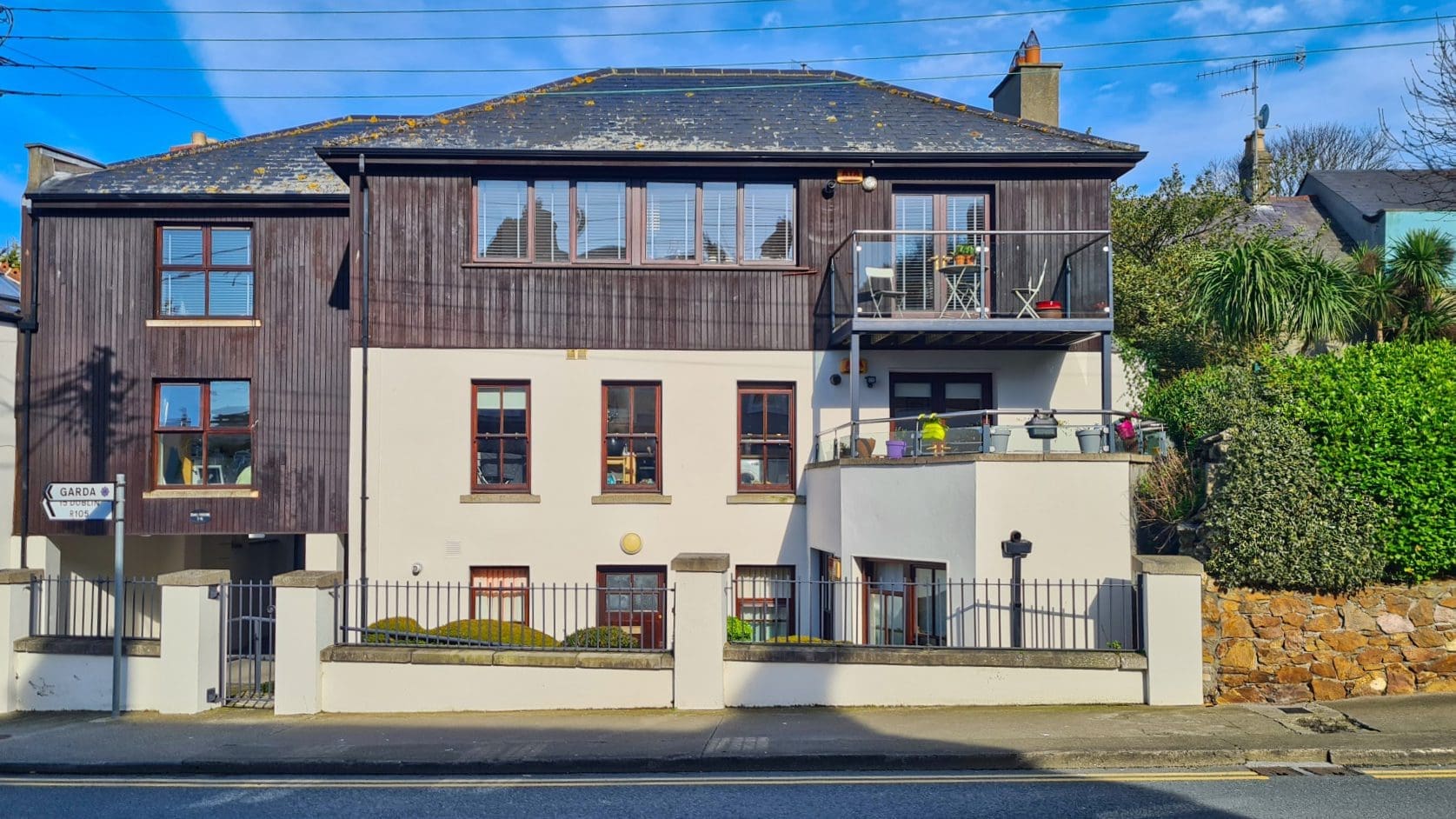 front3 copy 2 Emo House, Main Street, Howth, Co. Dublin