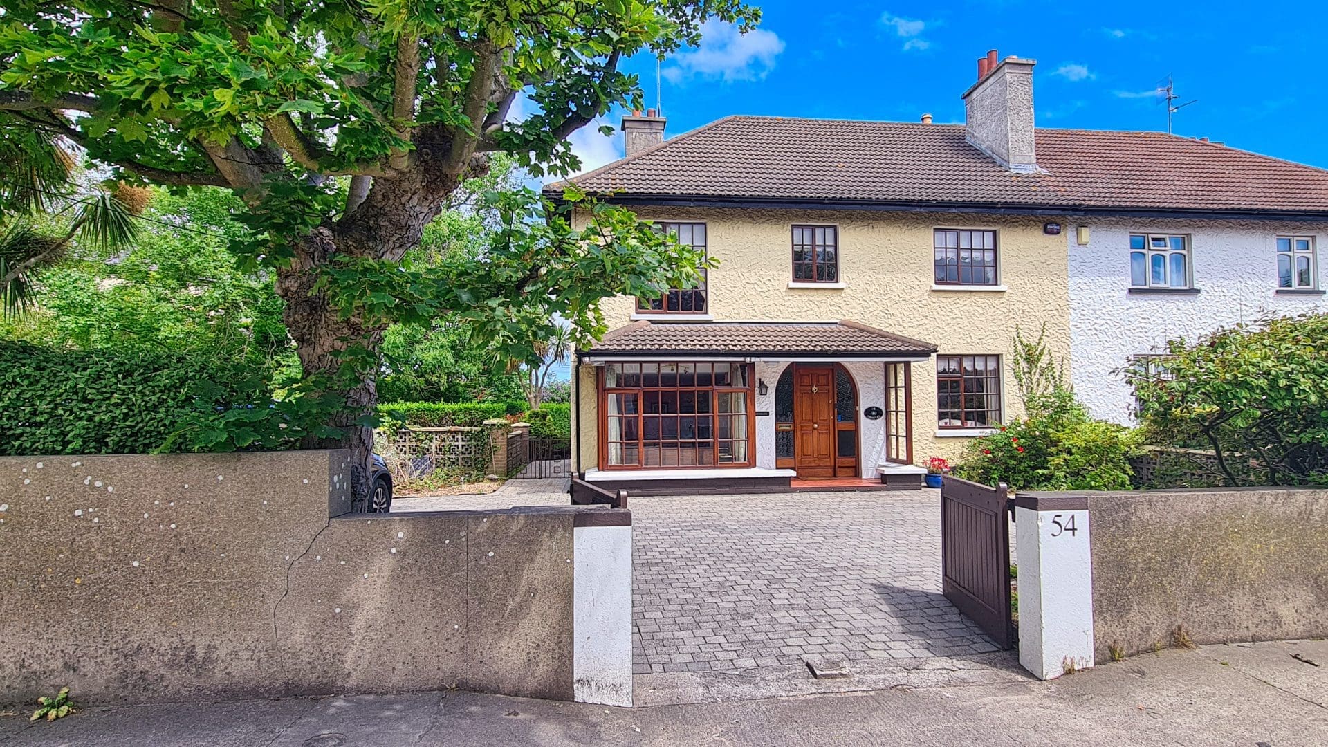 54 Howth Road, Howth, Co. Dublin
