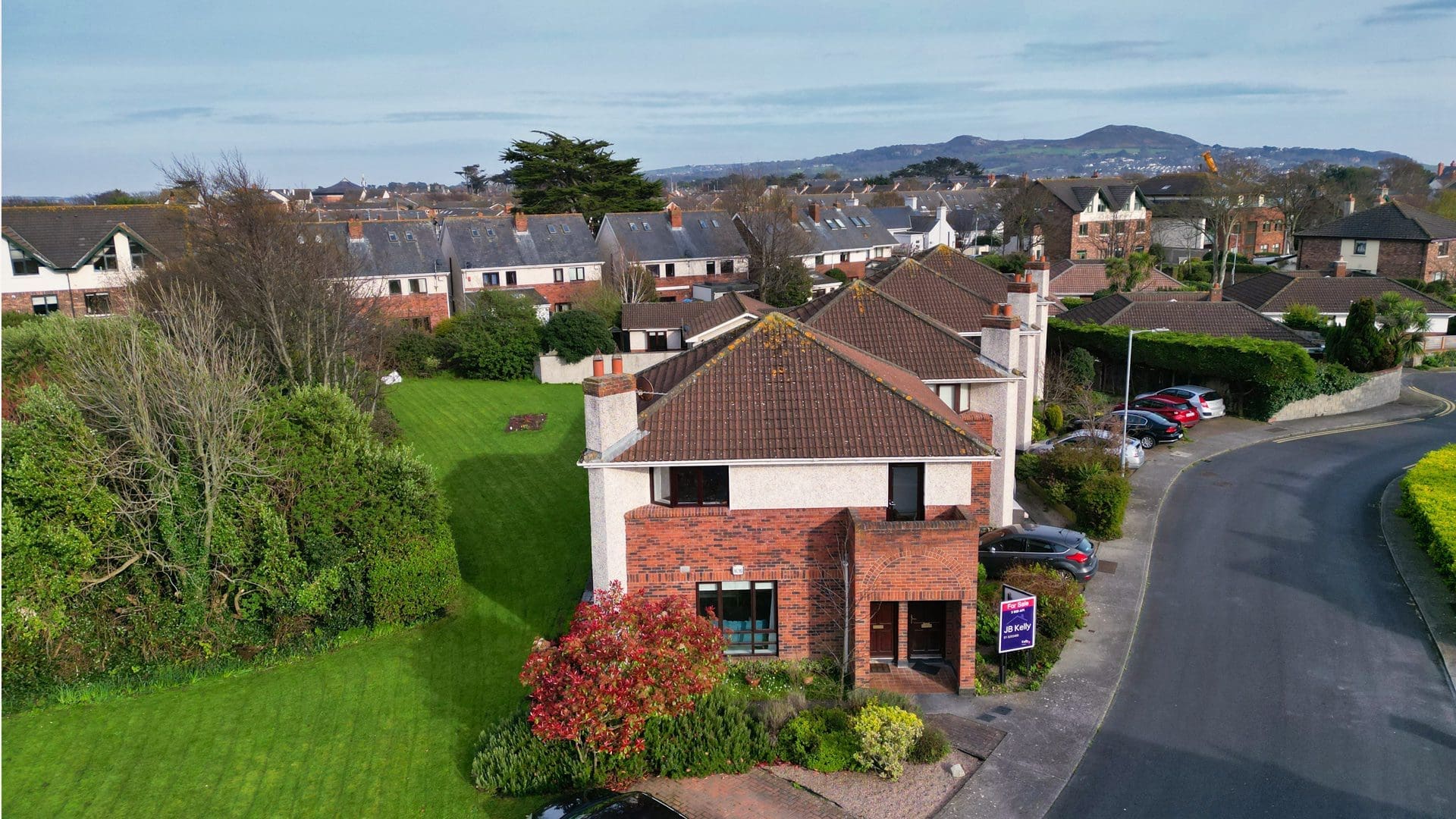 drone-edit 30 St Domhnach’s Well, Sutton, Dublin 13
