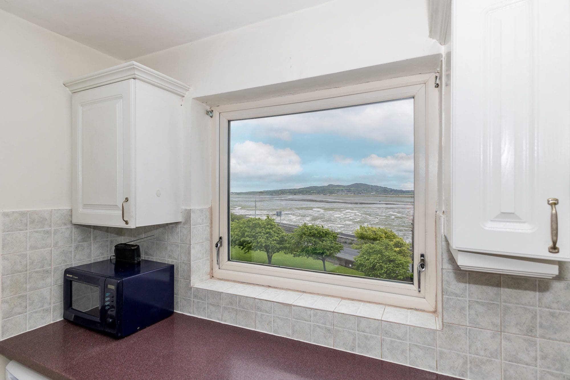 203A8861 Apartment 5, Mariners Court, Sutton, Dublin 13