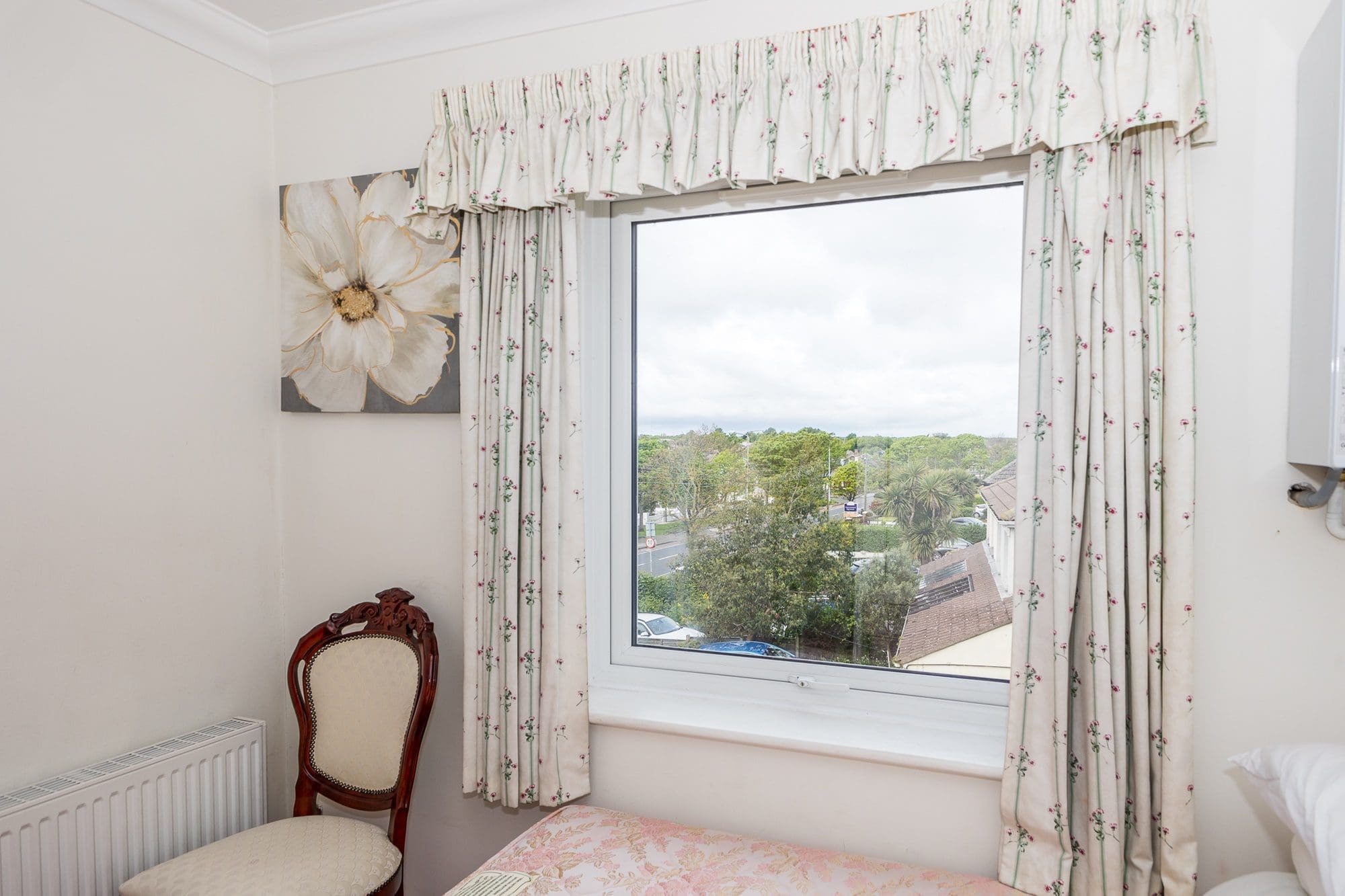 203A8883 Apartment 5, Mariners Court, Sutton, Dublin 13