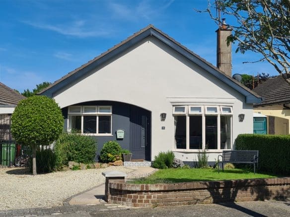 13 Woodcliff Heights, Howth, Co. Dublin