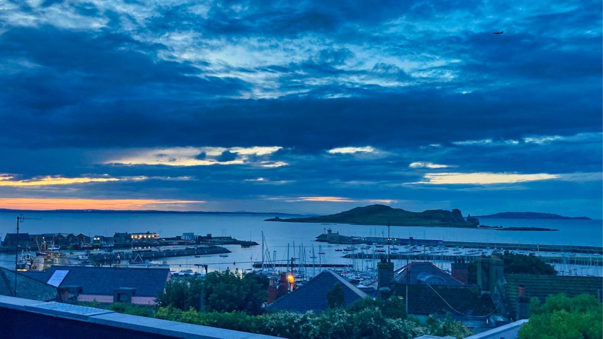 night 44 Harbour View, Howth, Co. Dublin
