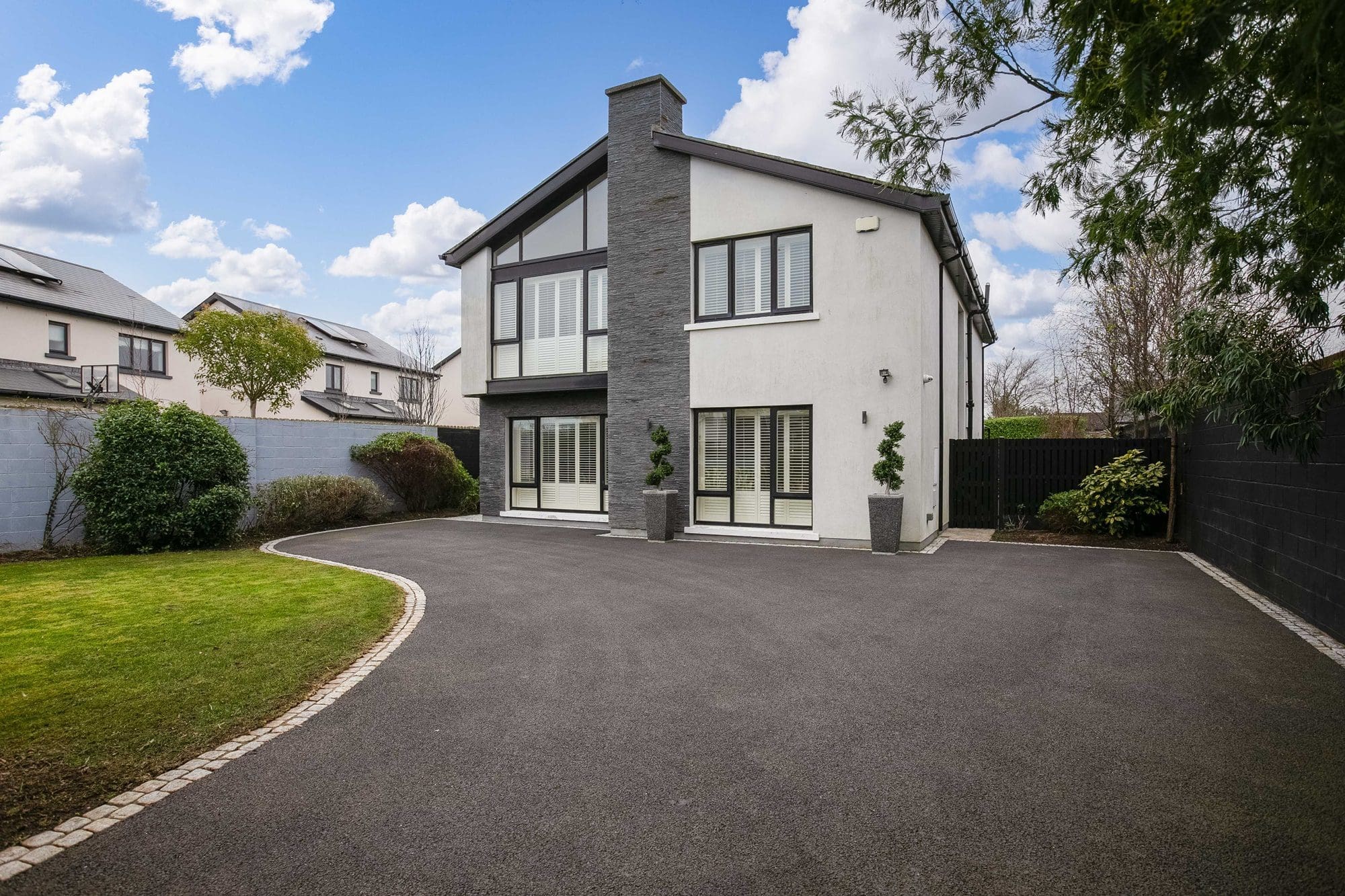 Sanyu, Kinsealy Lane, Malahide, Co Dublin