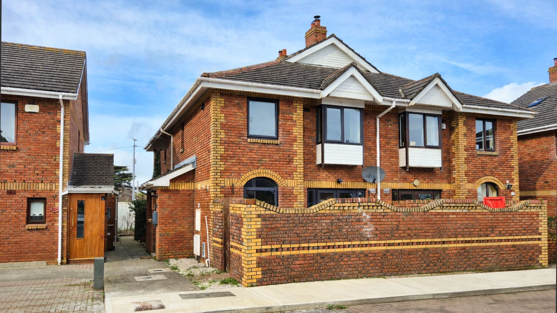 new-front 22 Tramway Court, Sutton, Dublin 13