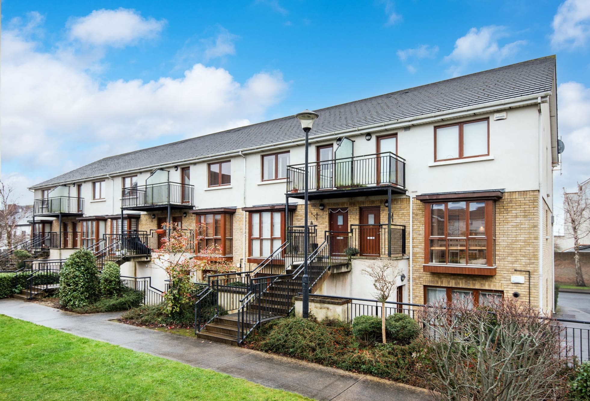 kelly1-web-or-mls-externals-2 21 The Kilns, Station Road, Portmarnock, Co.Dublin