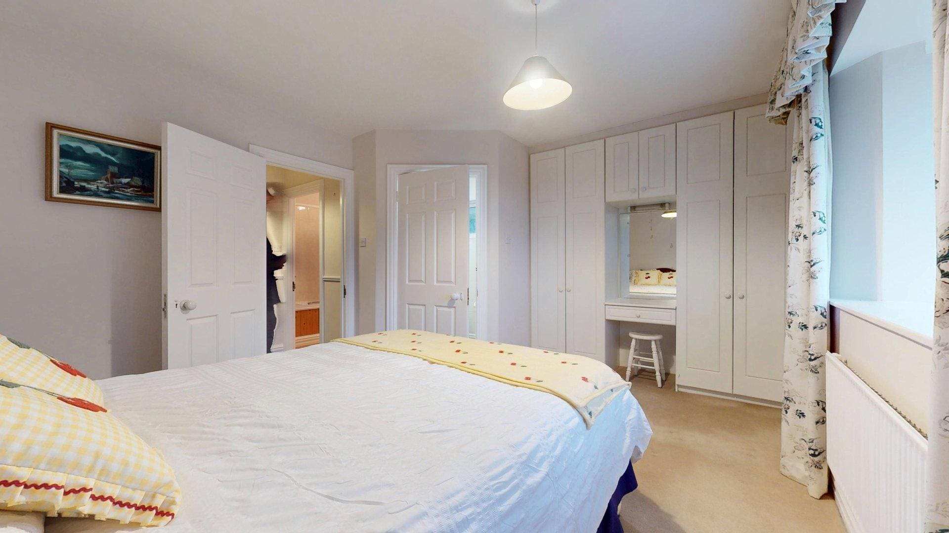 6 Woodside, Howth, Co. Dublin