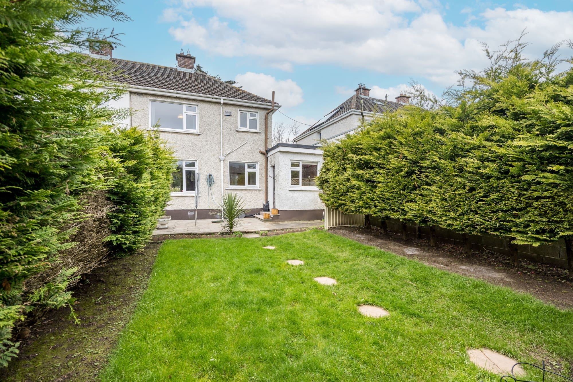 28 Carrickhill Road, Portmarnock, Co. Dublin