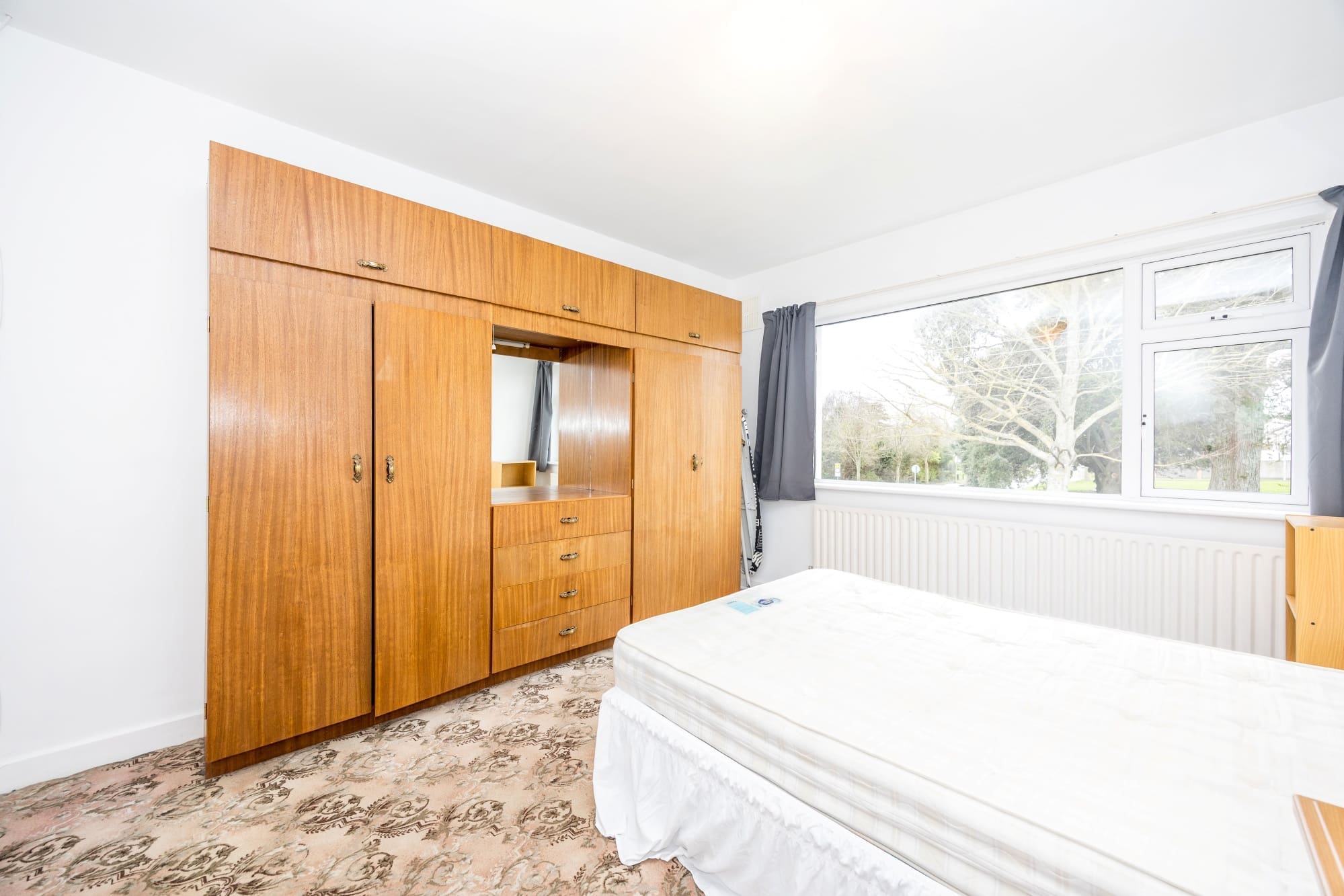 28 Carrickhill Road, Portmarnock, Co. Dublin