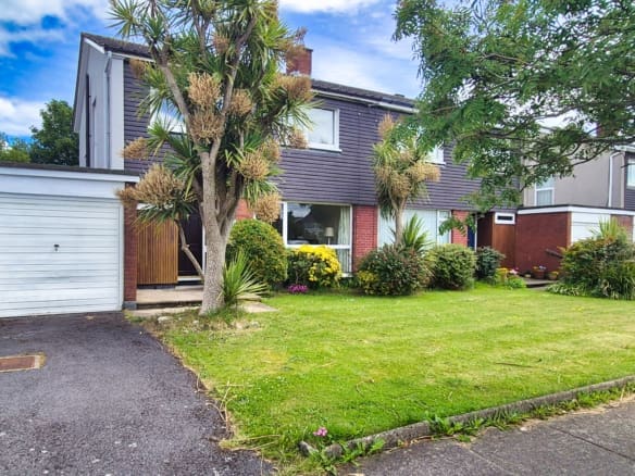 24 Sutton Grove, Sutton, Dublin 13
