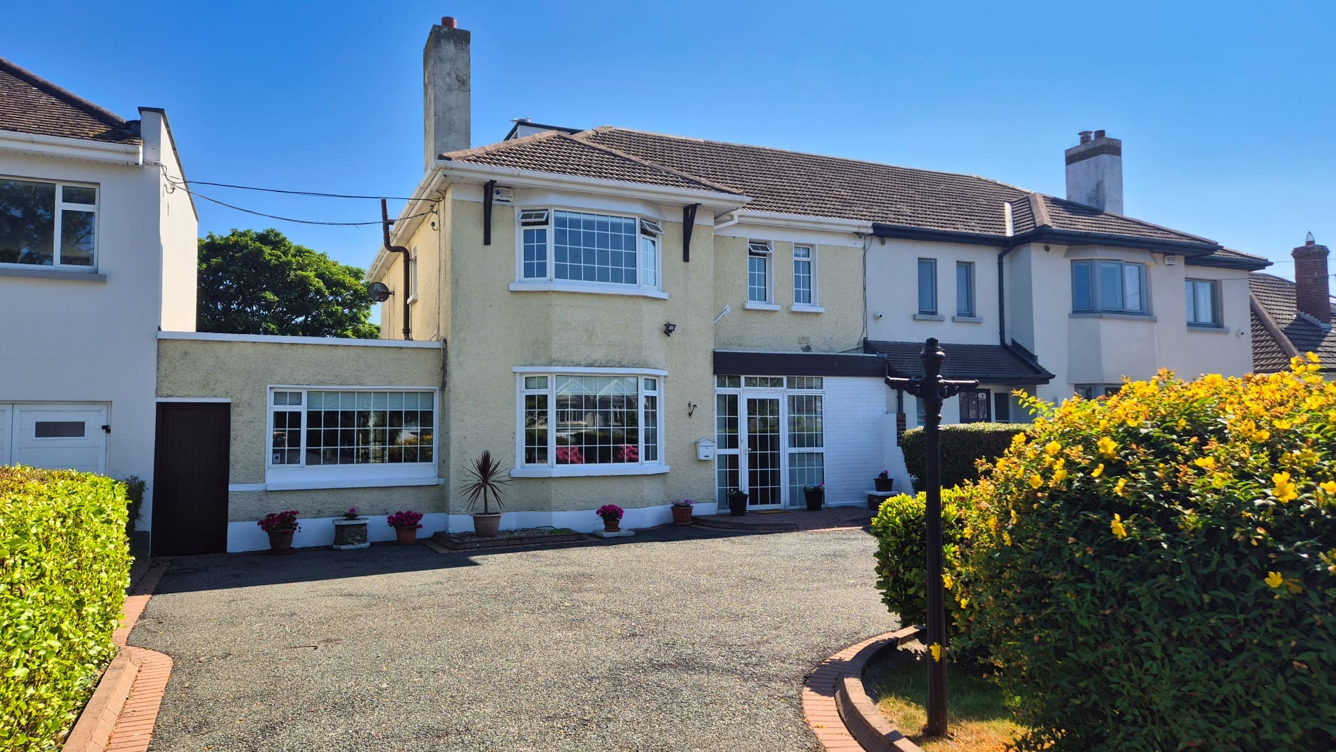 Doonaree, 172 Howth Road, Sutton, Dublin 13