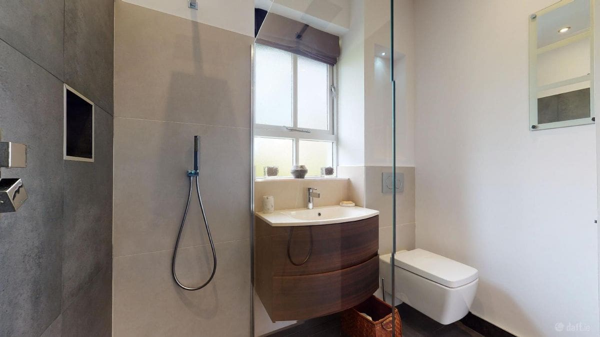 Brooklawn, Dungriffin Road, Howth, Dublin 13