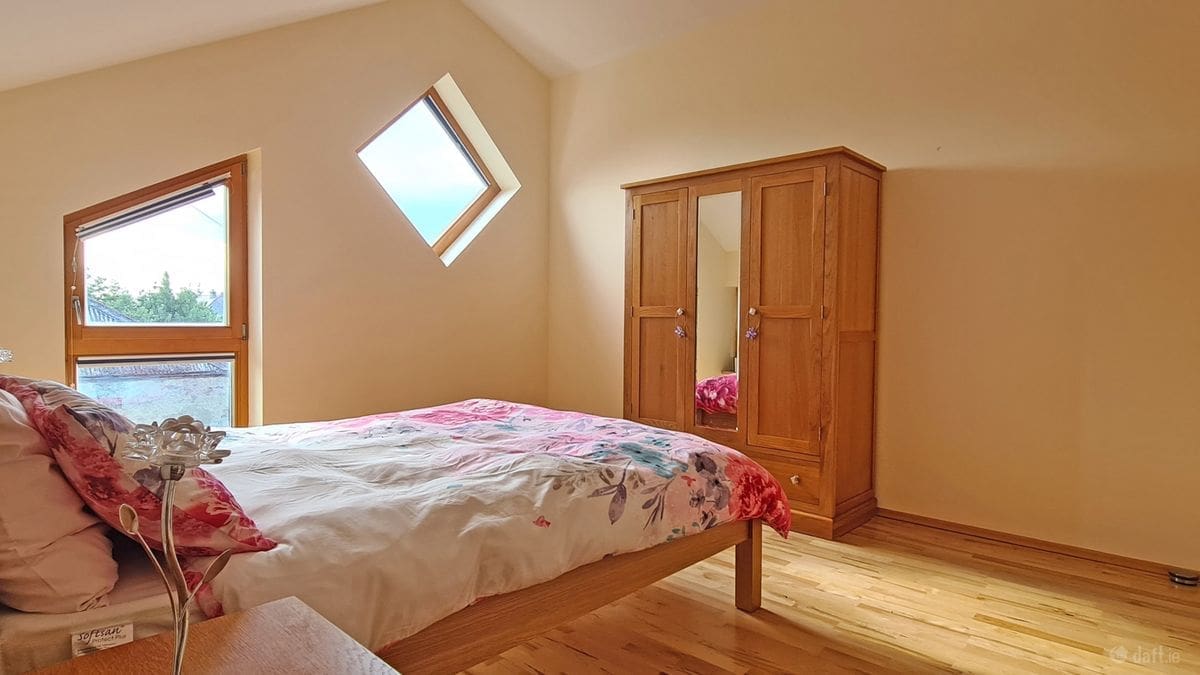 Bedroom 2.2 Glencarraig, Sutton, Dublin 13
