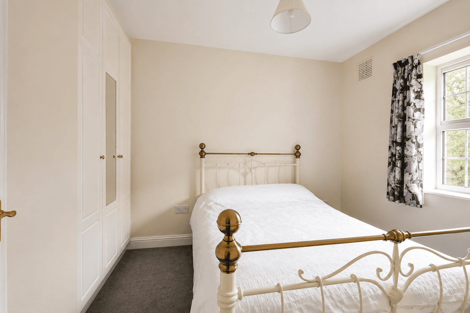 Bedroom 2 CrossTrees, Howth, Co. Dublin