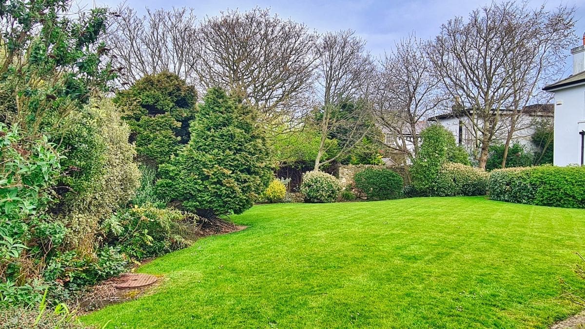 Brooklawn, Dungriffin Road, Howth, Dublin 13