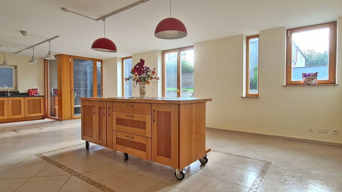 Kitchen 1 Glencarraig, Sutton, Dublin 13