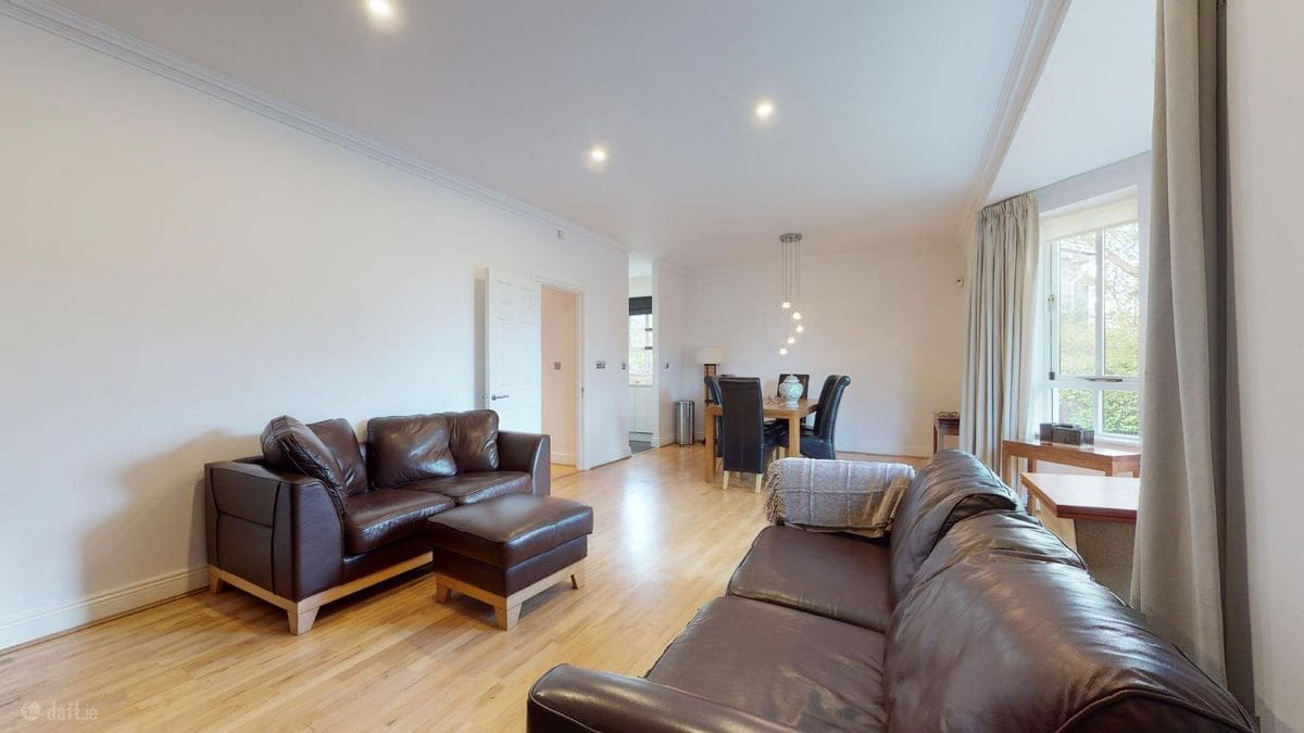 Brooklawn, Dungriffin Road, Howth, Dublin 13