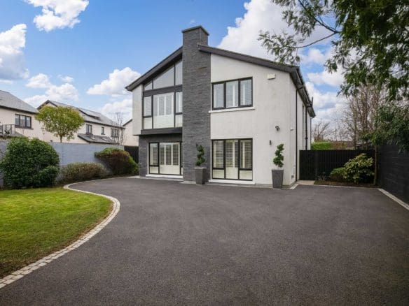 Sanyu, Kinsealy Lane, Malahide, Co Dublin
