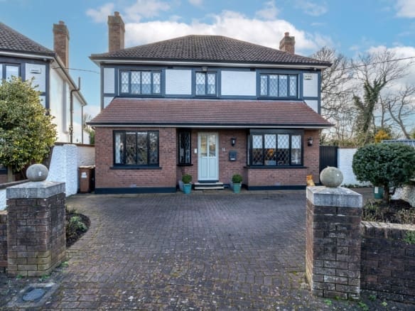 14 Auburn Grove, Malahide, Co Dublin