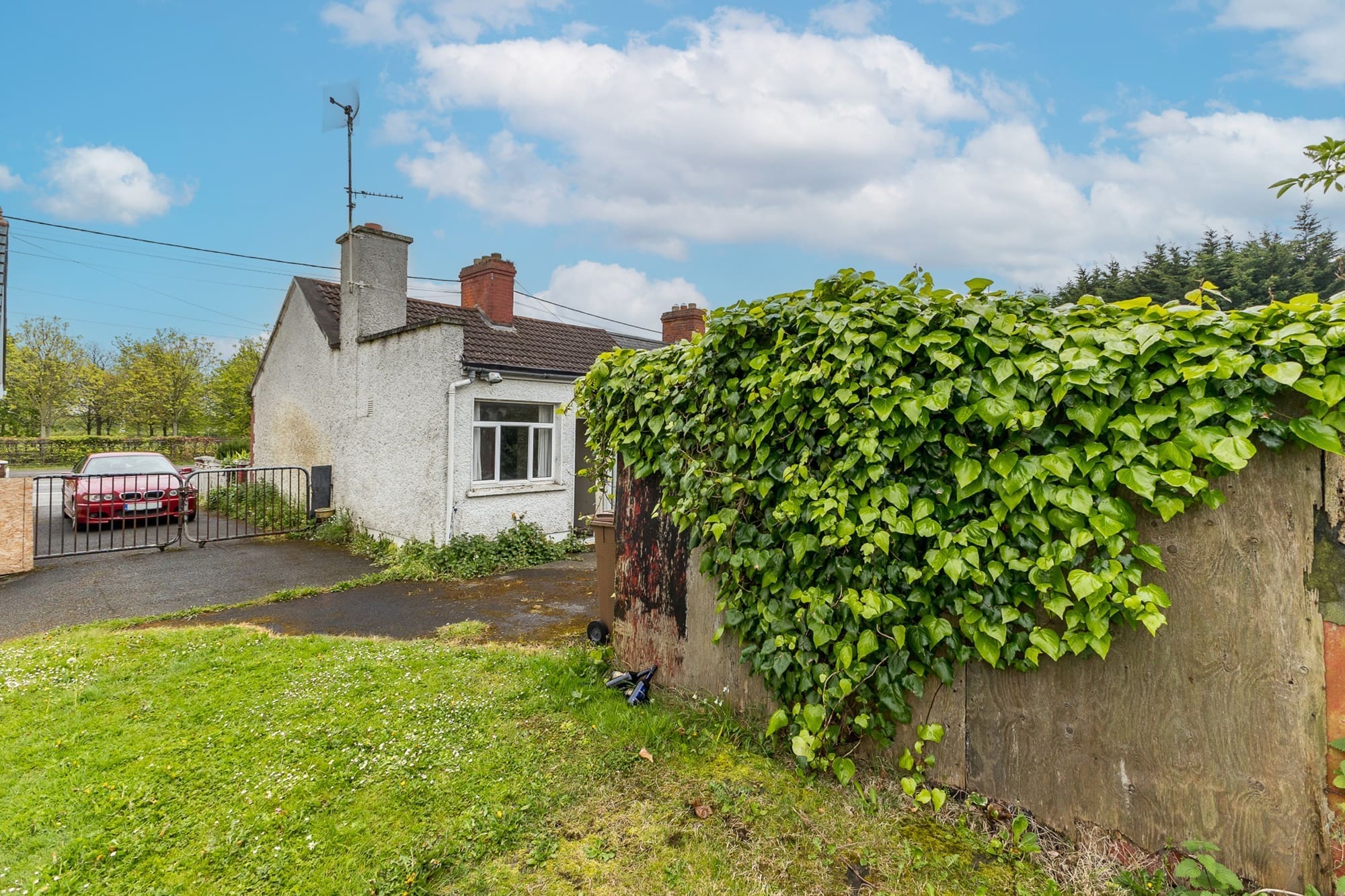 203A3212 17 Hole In The Wall Road, Donaghmede, Dublin 13