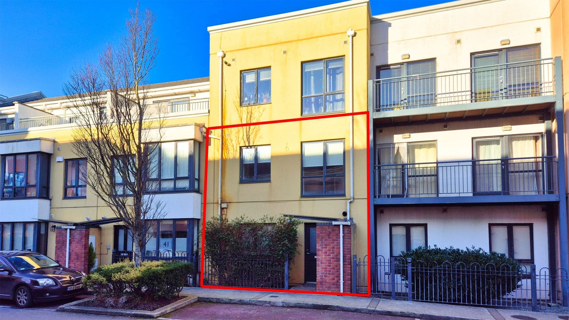 red line 40 Morrow House, The Coast, Baldoyle, Dublin 13
