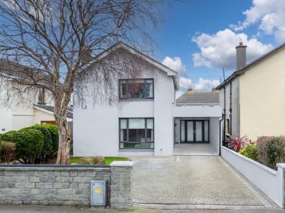 Santorini, 15 Strand Road, Portmarnock, Co.Dublin