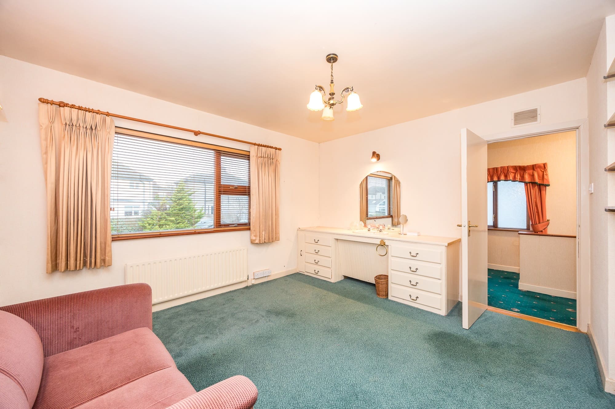 37 Carrickhill Walk, Portmarnock, Co.Dublin