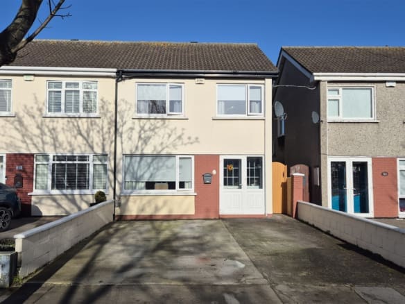 23 Grange Abbey Grove, Donaghmede, Dublin 13