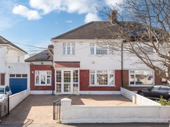 24 Elm Mount Avenue, Beaumont, Dublin 9